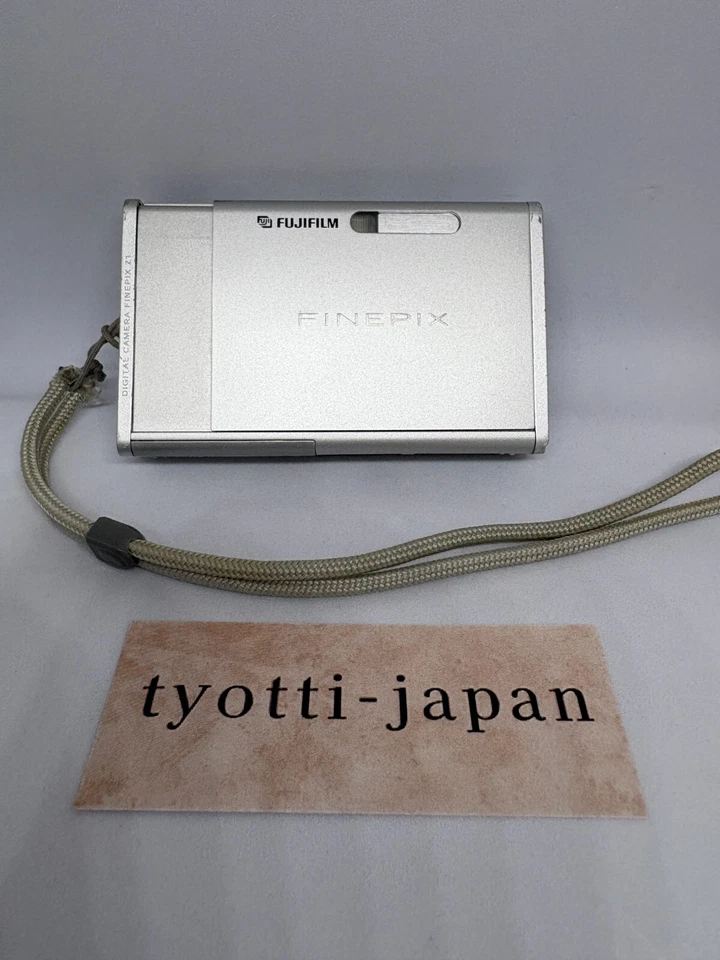 FUJIFILM FinePix Z1 Silver Compact Digital Camera Tested With Accessories - Image 2 of 4