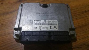 Opel Vectra 1998 ECU Engine Computer (Engine Control Unit) 0281001 #80718-44