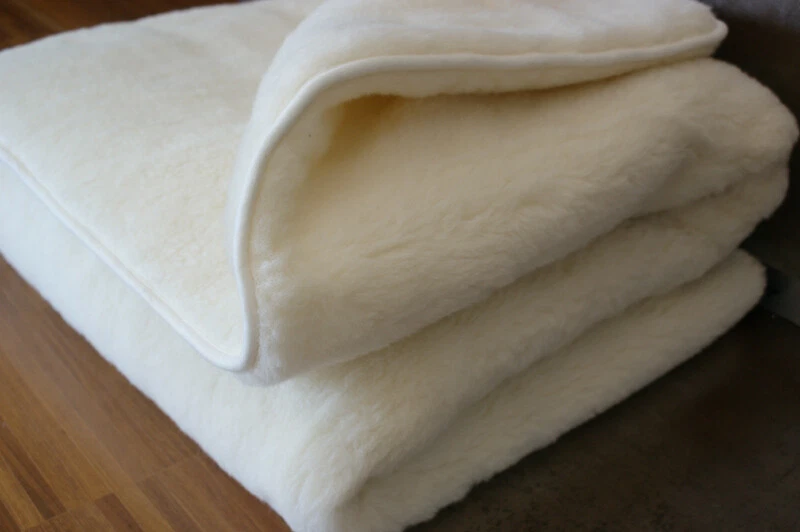 Premium Wool Blanket Wool Australian Double Layer Duvet Sheep Merino Duvet - Image 4 of 4
