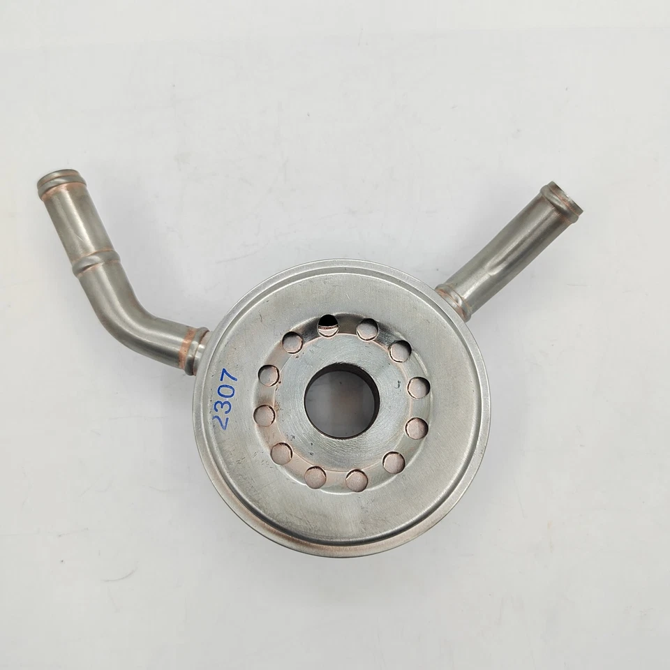 Enfriador de aceite de motor 21305-1KA1B para Nissan Versa Note 2012-2019 1,6 L Foto 2 de 4