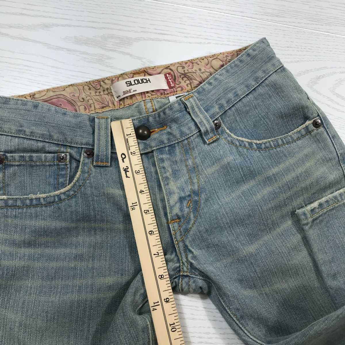 Vintage Levi's 504 Slouch Jeans Women 9 Blue Faded Crop Denim