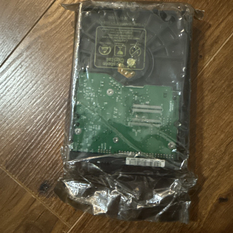 NEW!!! WESTERN DIGITAL CAVIAR 80GB WD800BB SILVER 7200RPM PATA IDE  3.5INCH  HDD - Image 2 of 3