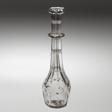 Georgischer Toddy Heber mit facettiertem Halsring um 1820