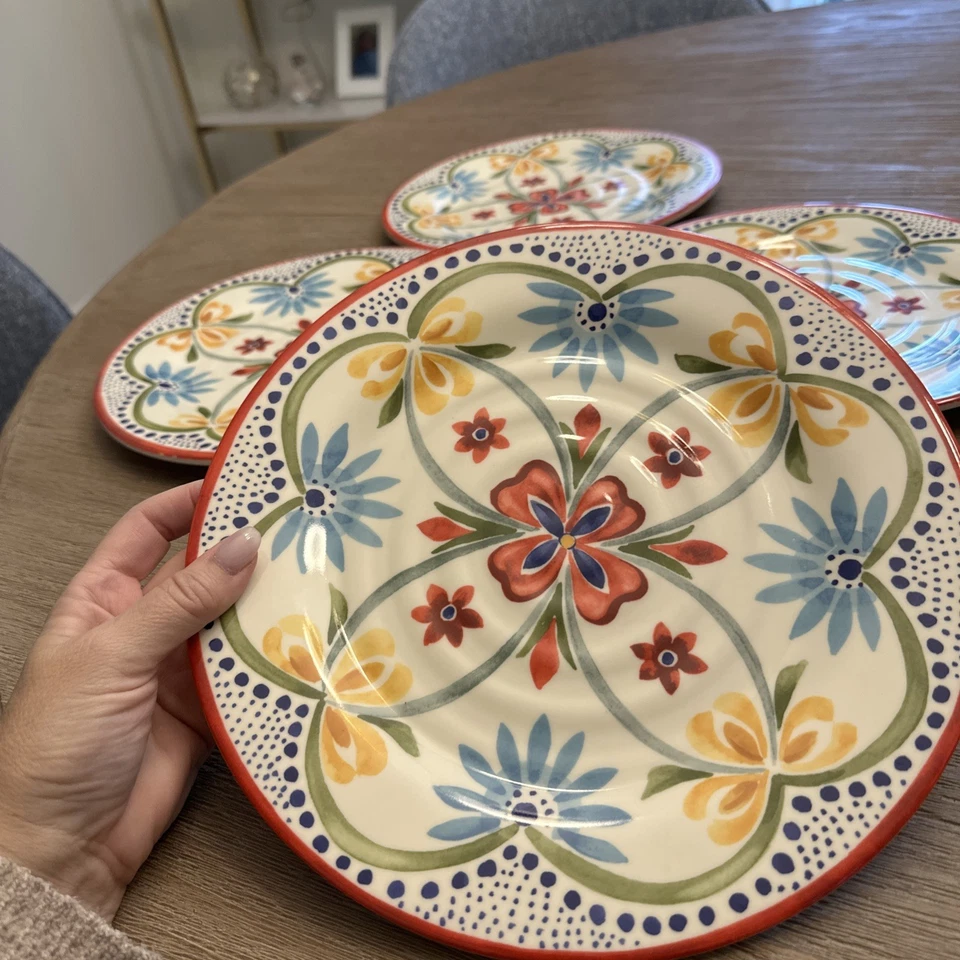 Better Home & Gardens Melamine Red Floral Round Dinner Plate Set Of 4 - Image 2 of 4