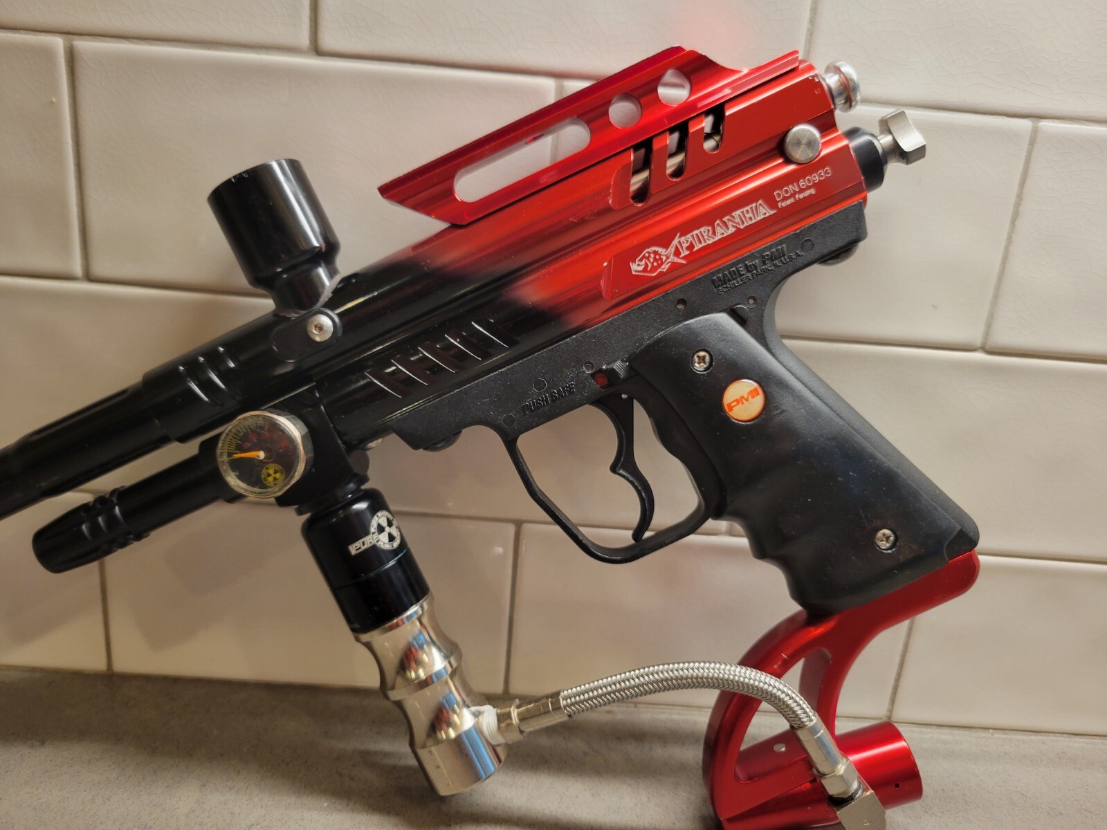 PMI EXT Pro G3 Piranha Paintball Marker, Black to Red Fade Mechanical