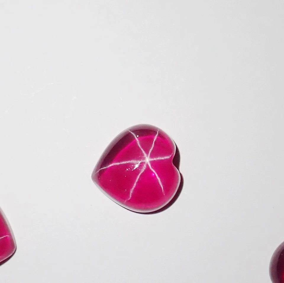 Transparent Star Ruby Heart 10x10 mm Cabochon 6 Rayed Lab-created 3 pieces Lot - Image 3 of 4