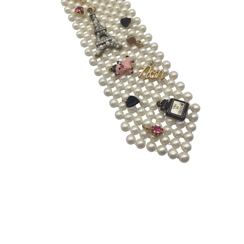 Collar Betsey Johnson Corbata Imitación Perla, Joyería Declaración Eiffel, Usado Foto 4 de 4