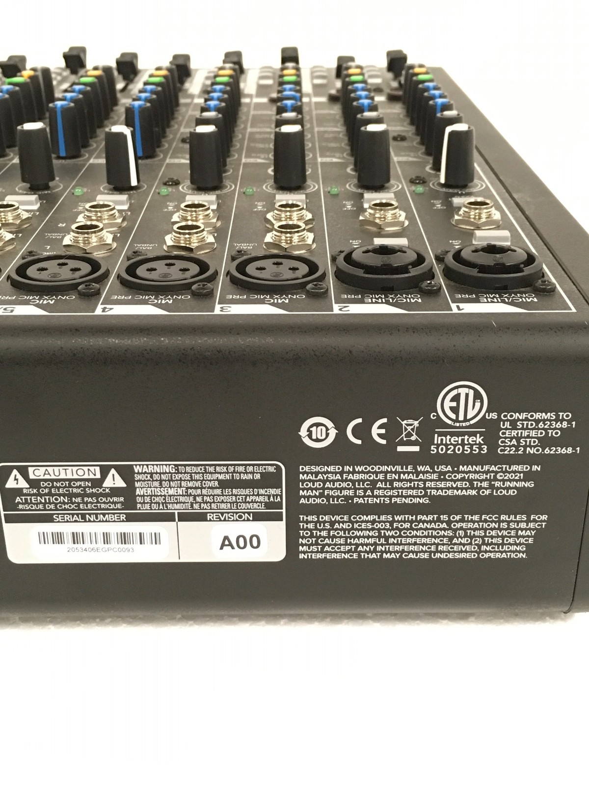 Mackie Pro FX12 V3 12-Channel Professional Effects Mixer with USB,Power Cord QTY