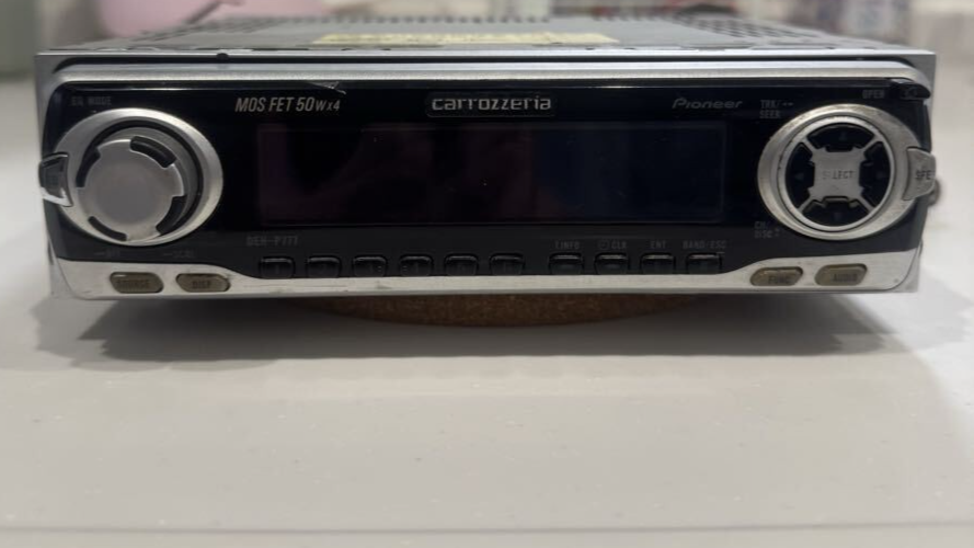 Carrozzeria Pioneer DEH-P777 CD Player Car Audio 1din EL liquid