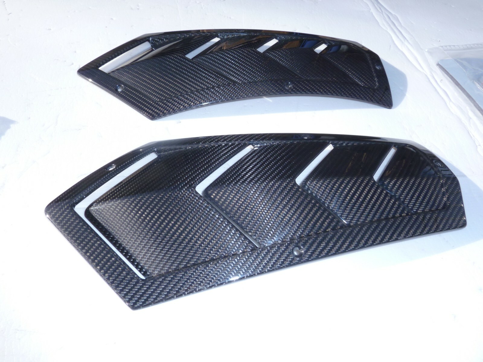 NEW Lamborghini Aventador LP700 OEM FACTORY CARBON FRONT LOUVERED FENDER KIT 