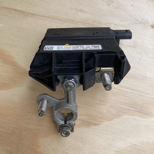 Genuine Mercedes OEM current limiter positive battery terminal A0009061505 - Picture 5 of 18