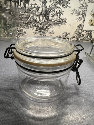 Vintage Luminarc Arc 200ml made in France clear glass jar with closure 