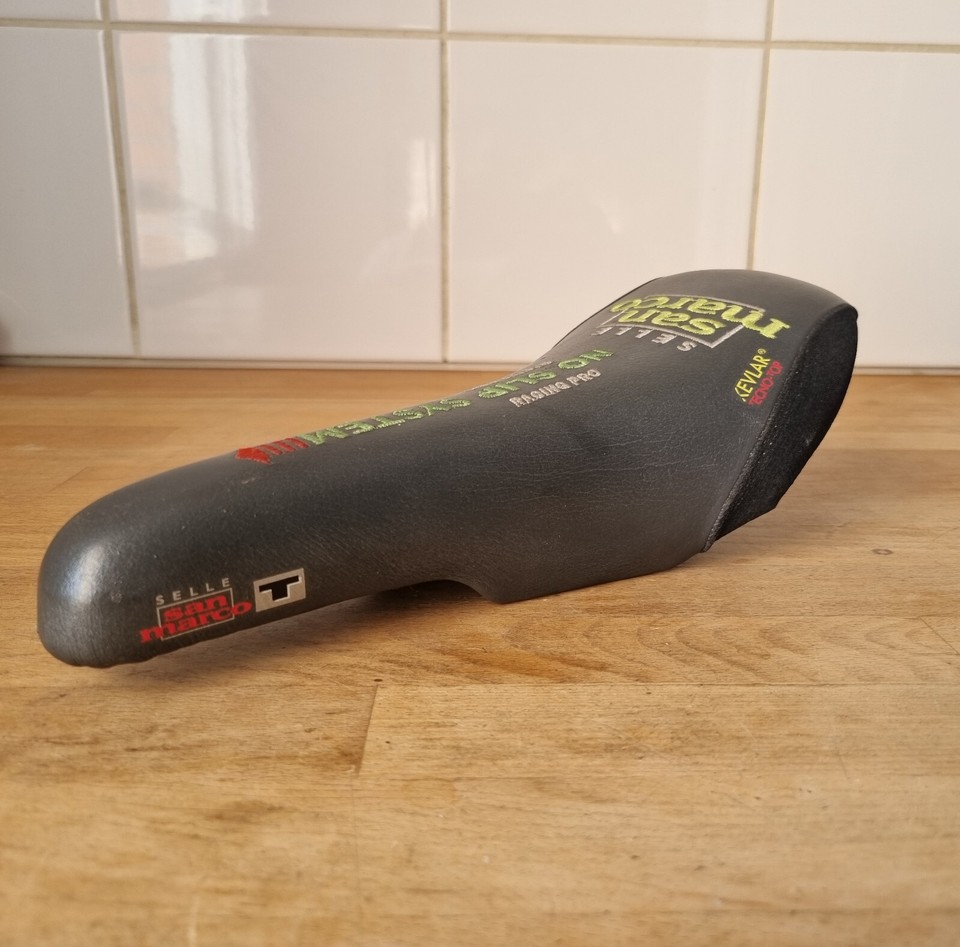 selle SAN MARCO RACING PRO NO SLIP SYSTEM vélo COURSE