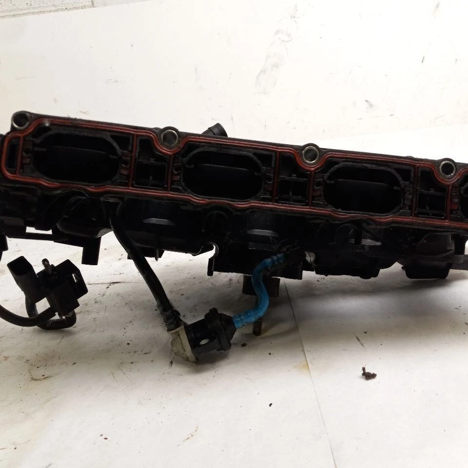 INTAKE MANIFOLD fits VOLKSWAGEN CC 2009 - 2018 OEM - Image 3 of 4
