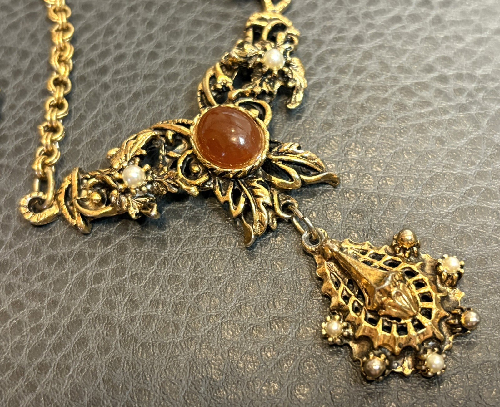 Vintage Victorian Revival Faux Carnelian Cabochon Faux Pearl Festoon Necklace