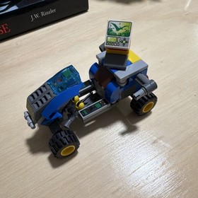 LEGO SET LOT: Ninjago, Atlantis, Alien Conquest (2516, 9440, 7050, 7049, 7976)