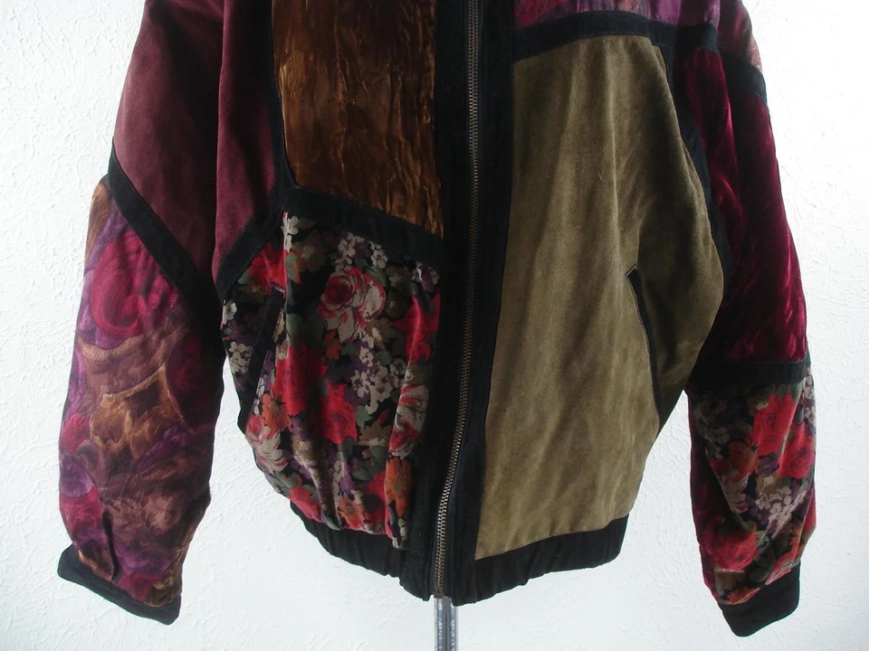 Jaqueta feminina L Brandon Thomas couro camurça patchwork tapeçaria veludo década de 1990 - Imagem 4 de 4