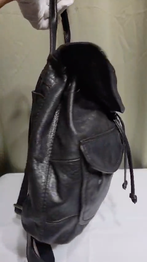 FOSSIL Genuine Leather Long Live Vintage 1954 Black Backpack  display picture 3