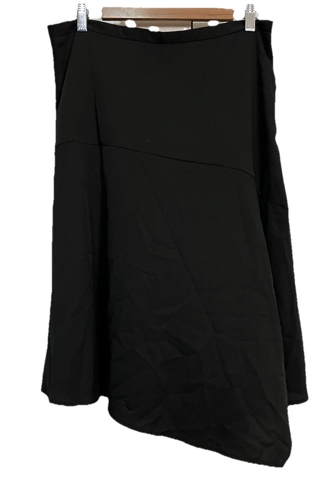 Forcast Ladies Size 14 Black Asymmetrical Hem Swing Skirt in Excellent Condition