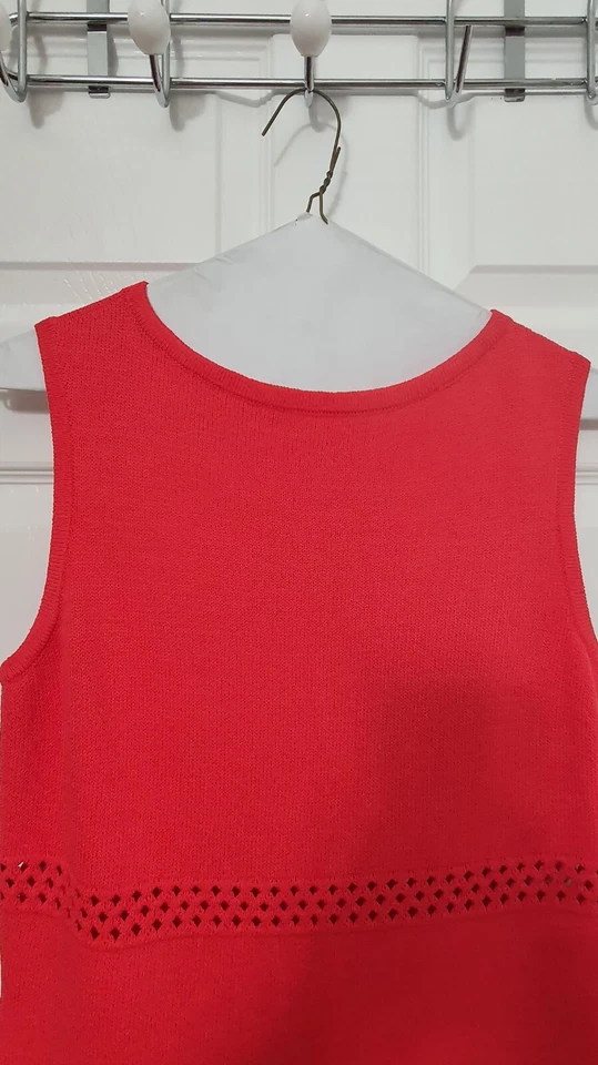 St. John Knit Coral Red Dress Openwork Accent Size 8 - Image 4 of 4