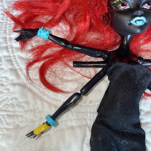 Monster High I Heart Fashion Wydowna bambola ragno Mattel 2 braccia sparita per parti di ricambio - Foto 5 di 8