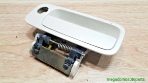 2000 2004 Toyota Avalon Driver Door Handle Opener 69220 Ac030 Oem B8 Ebay