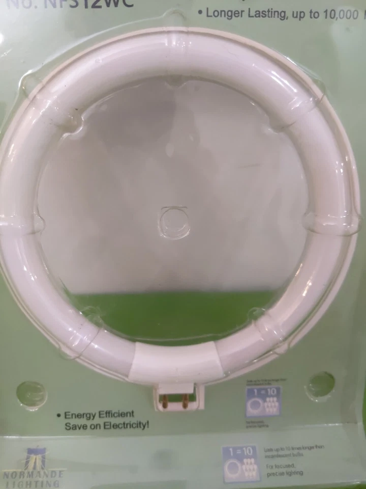 12W Daylight Energy Bulb #NFS12WC - Image 2 of 4