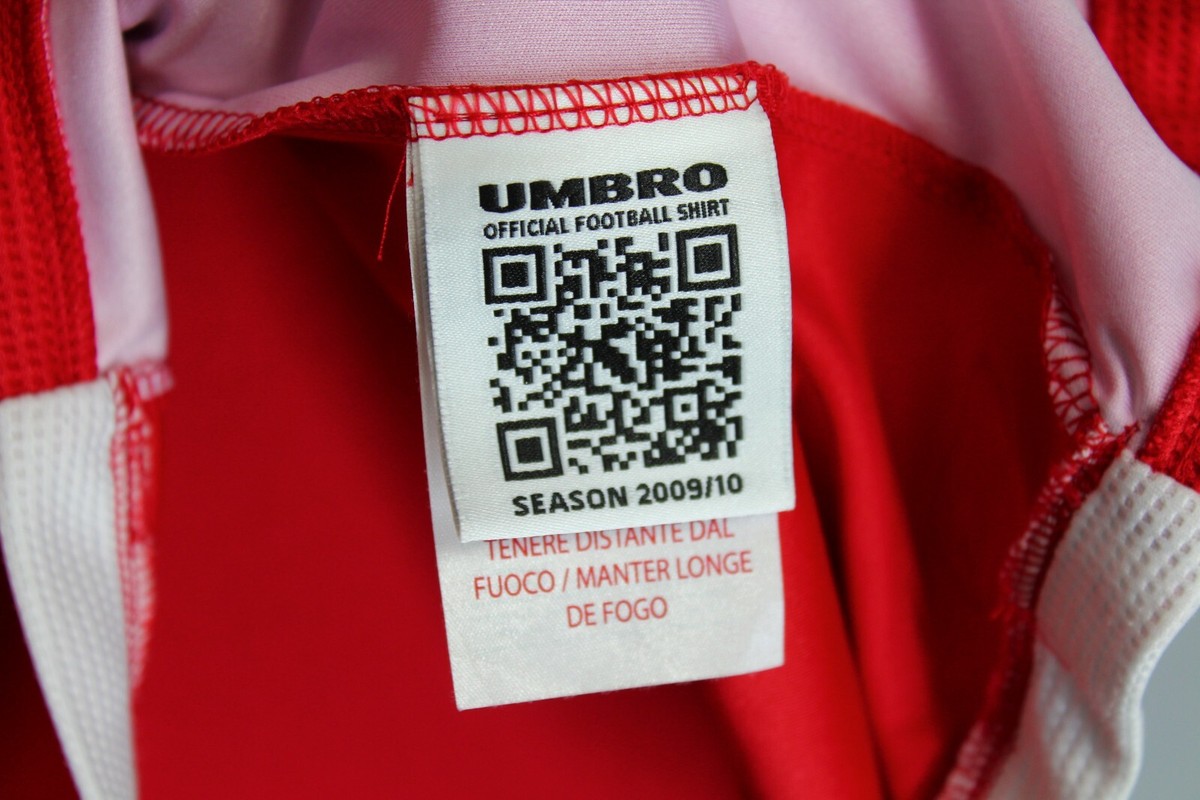 Nottingham Forest Home Maillot de foot 2009 - 2010. Sponsored by Victor Chandler