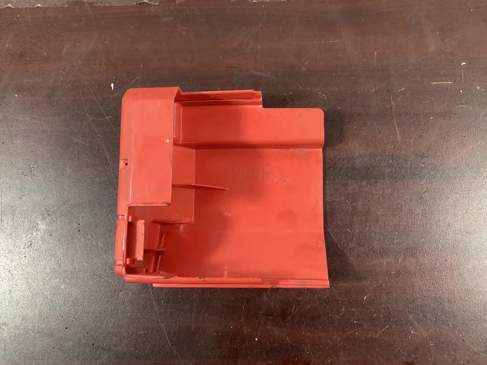 Honda Odyssey 2018-2022 3,5 L batería fusible positivo más tapa terminal cubierta OEM. Foto 3 de 4