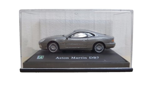 Aston Martin V8 GT 24H Nürburgring 2009 Minichamps 1/43 – Résine, édition Limitée