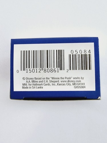 Hallmark Keepsake Ornament A Sticky Situation Winnie the Pooh - Picture 4 of 6