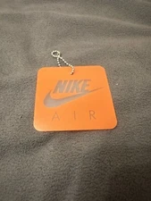 NIKE AIR JORDAN III 3 RETRO OG JUMPMAN KEYCHAIN HANG TAG BRED FIRE RED Original