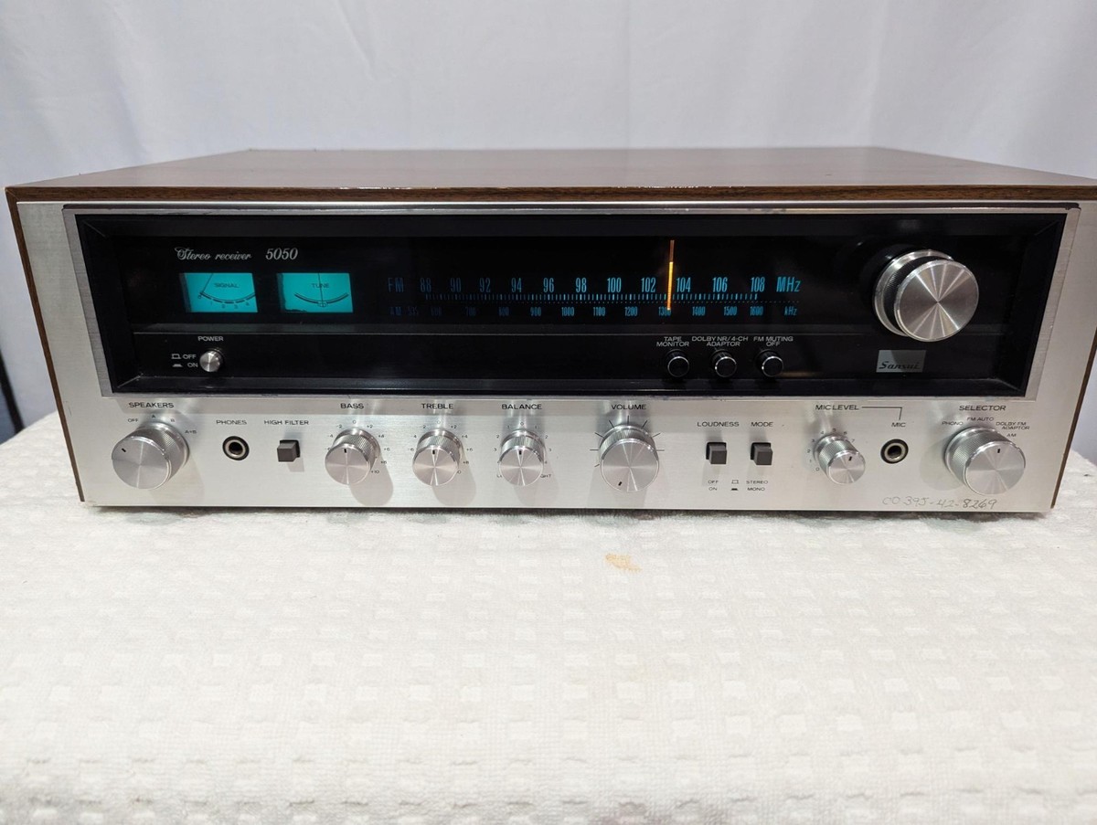 Récepteur Stéréo AM/FM SANSUI 5050 30+30 Watts RMS Vintage 1976 Working Good Look Récepteur Stéréo AM/FM SANSUI 5050 30+30 Watts RMS Vintage 1976 Working Good Look