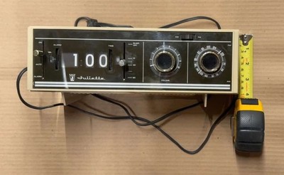 Vintage TOPP Solid State AM/FM Clock Radio, Model FDC-1065 PARTS ONLY