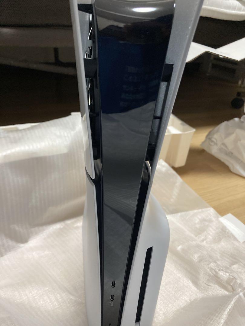 PlayStation 5 Slim model console 1TB CFI-2000A01 Removable Ultra PlayStation 5 Slim model console 1TB CFI-2000A01 Removable Ultra