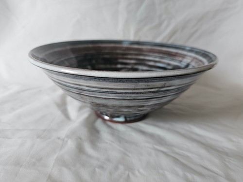 Large colourful studio pottery bowl, Circa late 20th century - Picture 2 of 12