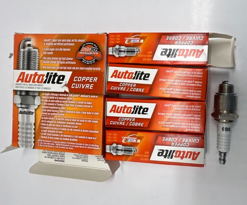 QTY 4 Autolite Copper Resistor Spark Plug 303 for 1946 Chevrolet Truck