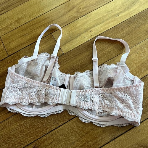 NWT Adore Me Light Pink Lace Front Strap Unpadded Bra Size 36DDD - 第 4/7 張圖片