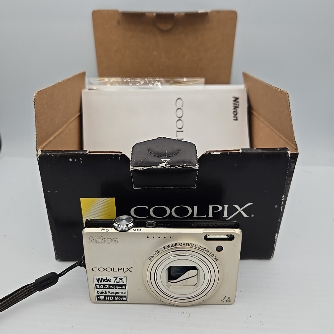 Nikon Coolpix S6000 Digital 14.2 MP Camera (lens Shutter Nikon Coolpix S6000 Digital 14.2 MP Camera (lens Shutter