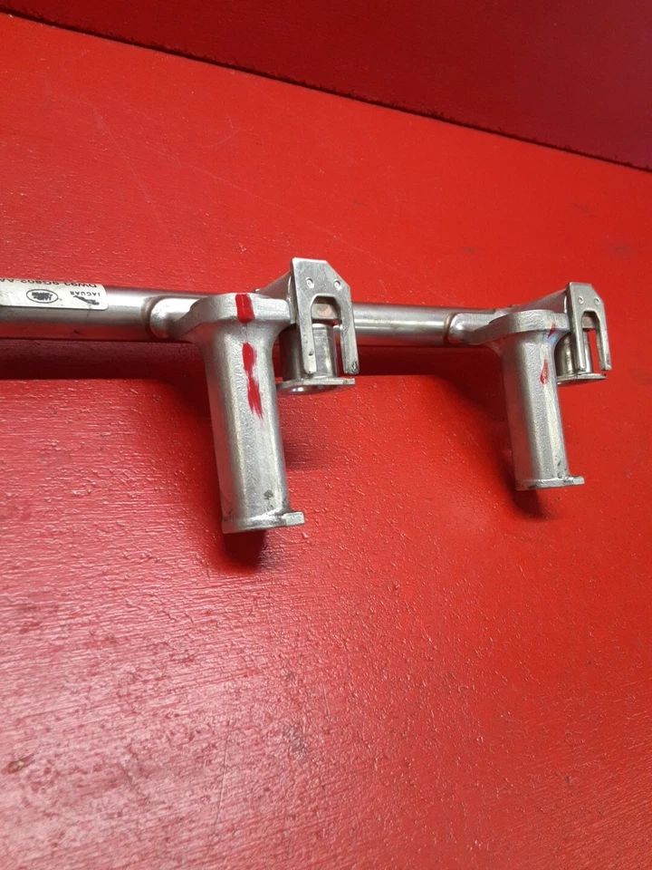 2012- 2022 Land Rover Range Rover Left Fuel Rail Unit DW93-9G802-AA - Image 3 of 4