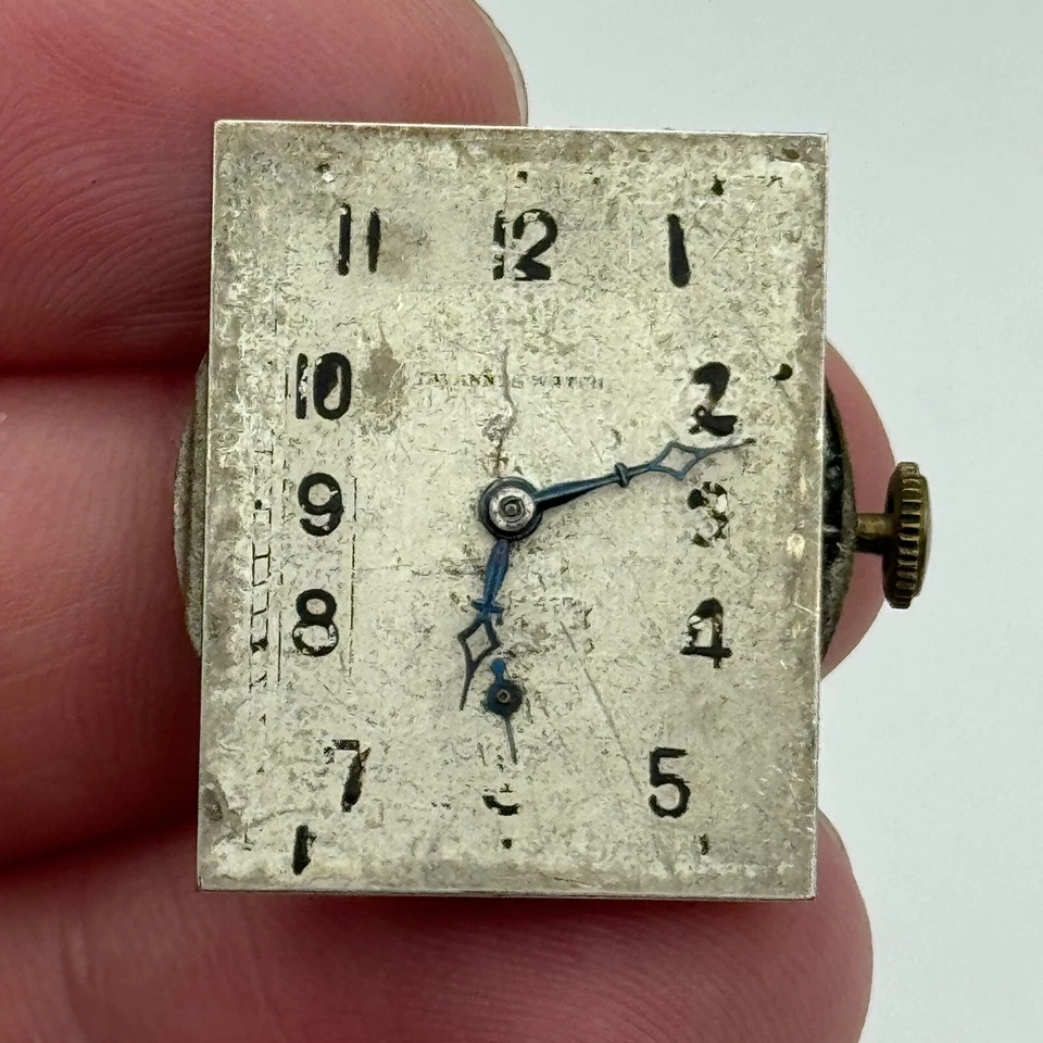 23.6mm Cyma Ref 010 Tavannes Manual Wind 15 Jewels Watch Movement Vintage PARTS - Image 2 of 4