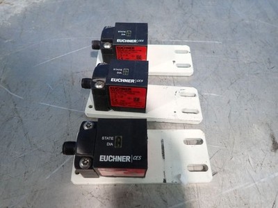 EUCHNER CES-AP-C01-AH-SB-111145 LOT OF 3 SAFETY SWITCH  04220430550