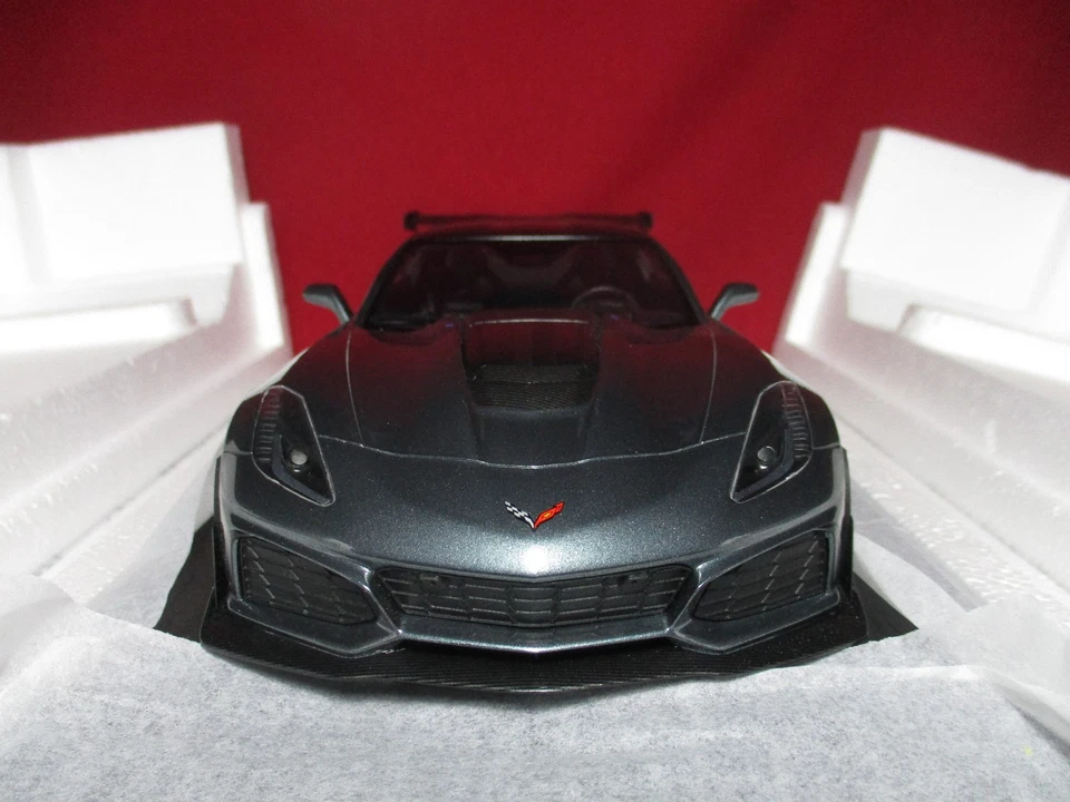 1:18 Scale Chevy Corvette C7 ZR-1 Top Speed TSM TrueScale Miniatures Autoart - Image 2 of 4