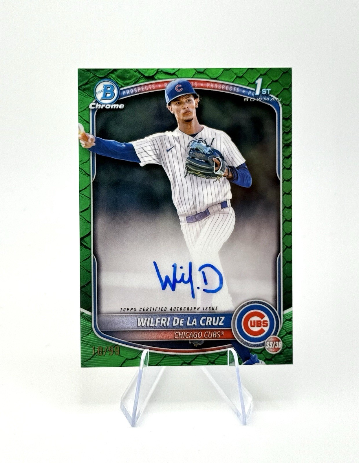2025 Bowman Chrome Wilfri De La Cruz Green Reptilian Auto /99 Cubs 1st Bowman