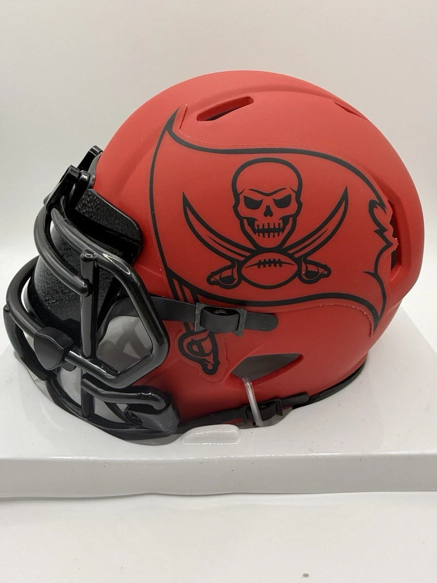 Baker Mayfield Tampa Bay Buccaneers Signed Rave Mini Helmet Beckett