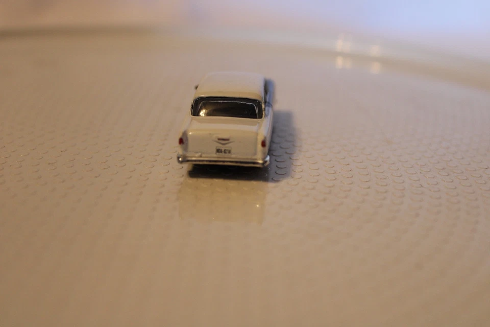 HO Scale CMW Mini Metals, 1950s 2 Door Chevrolet, Black & White - Image 4 of 4