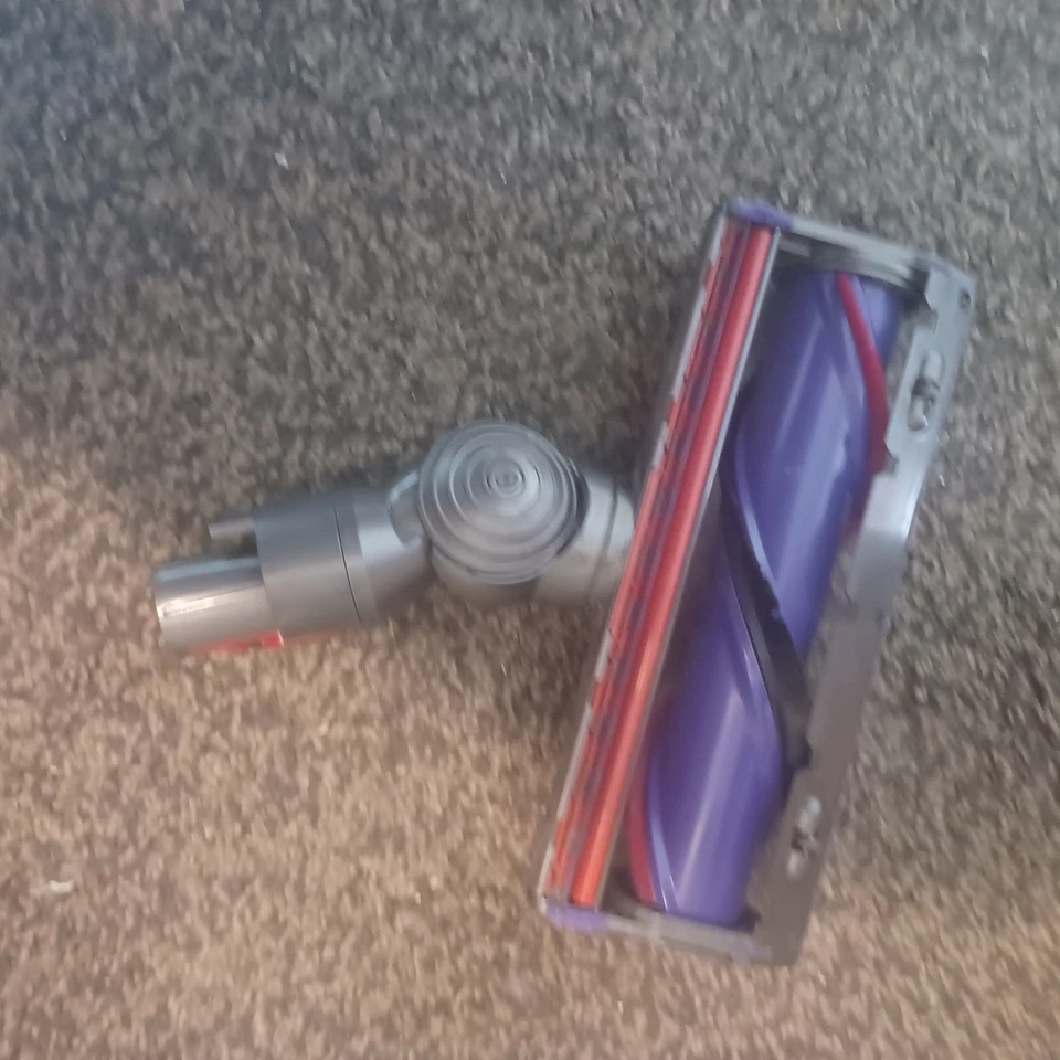 Dyson.V10/SV12.Akku Staubsauger .mit Zubehör.nur 3 Tage.Bitte Lesen.Lohnt Sich. - Bild 3 von 4