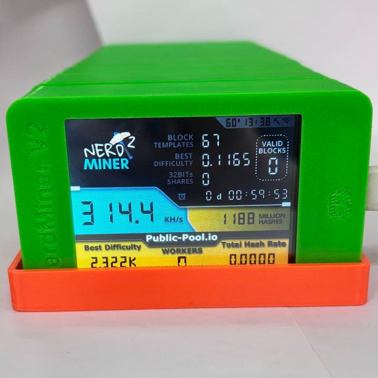 8PCS Nerdminer V2 Upgraded (350Kh 2.8-inch) Bitcoin Miner + 1x 8-Slot Base