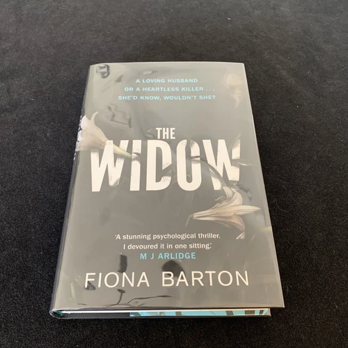 Signed, 1st/1st! The Widow by Fiona Barton 2016 HCDJ w/ DJ cover Like new