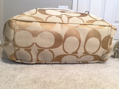 COACH Daisy Gold On Beige W/White Accents Signature Backpack  display picture 3
